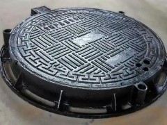 能消音、可调整高度……更智能的新型井盖来啦